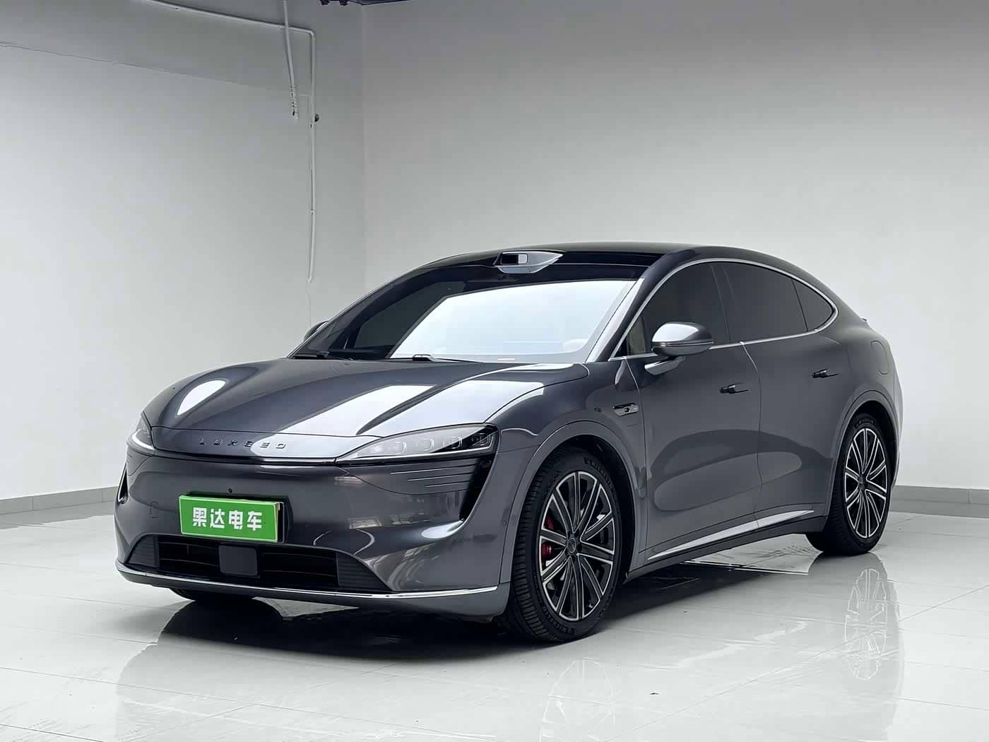 Zhijie Luxeed R7