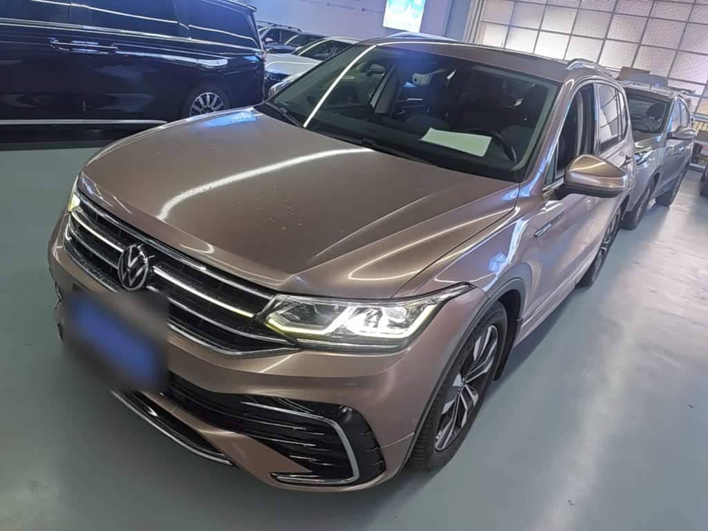 Volkswagen Tiguan L