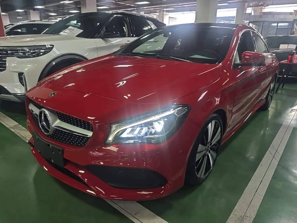 Mercedes-Benz CLA