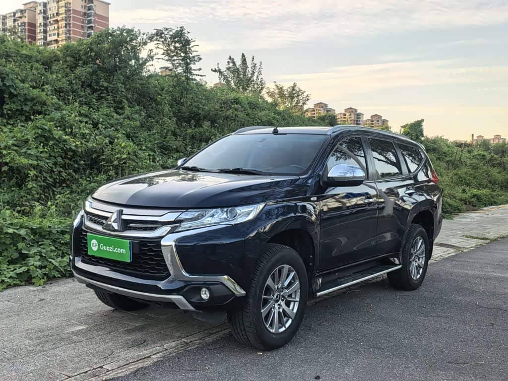 Mitsubishi Pajero Sport