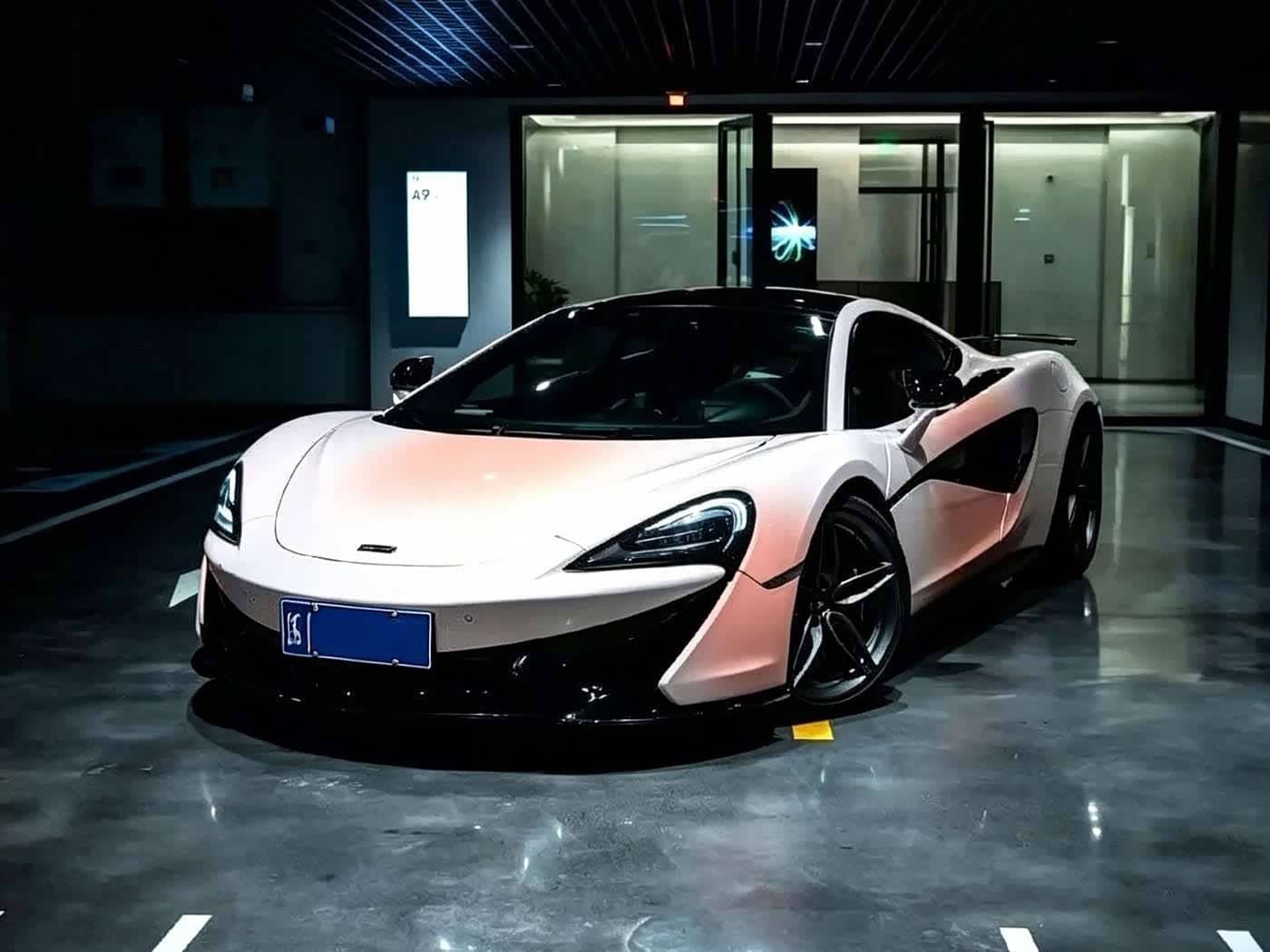 McLaren 570