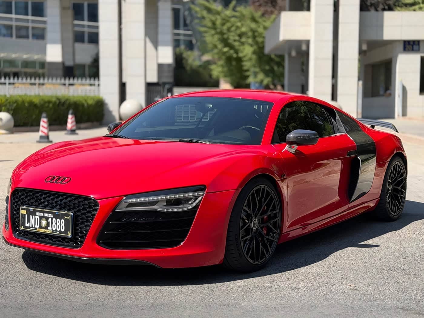Audi R8