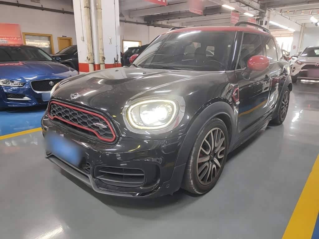 MINI JCW COUNTRYMAN