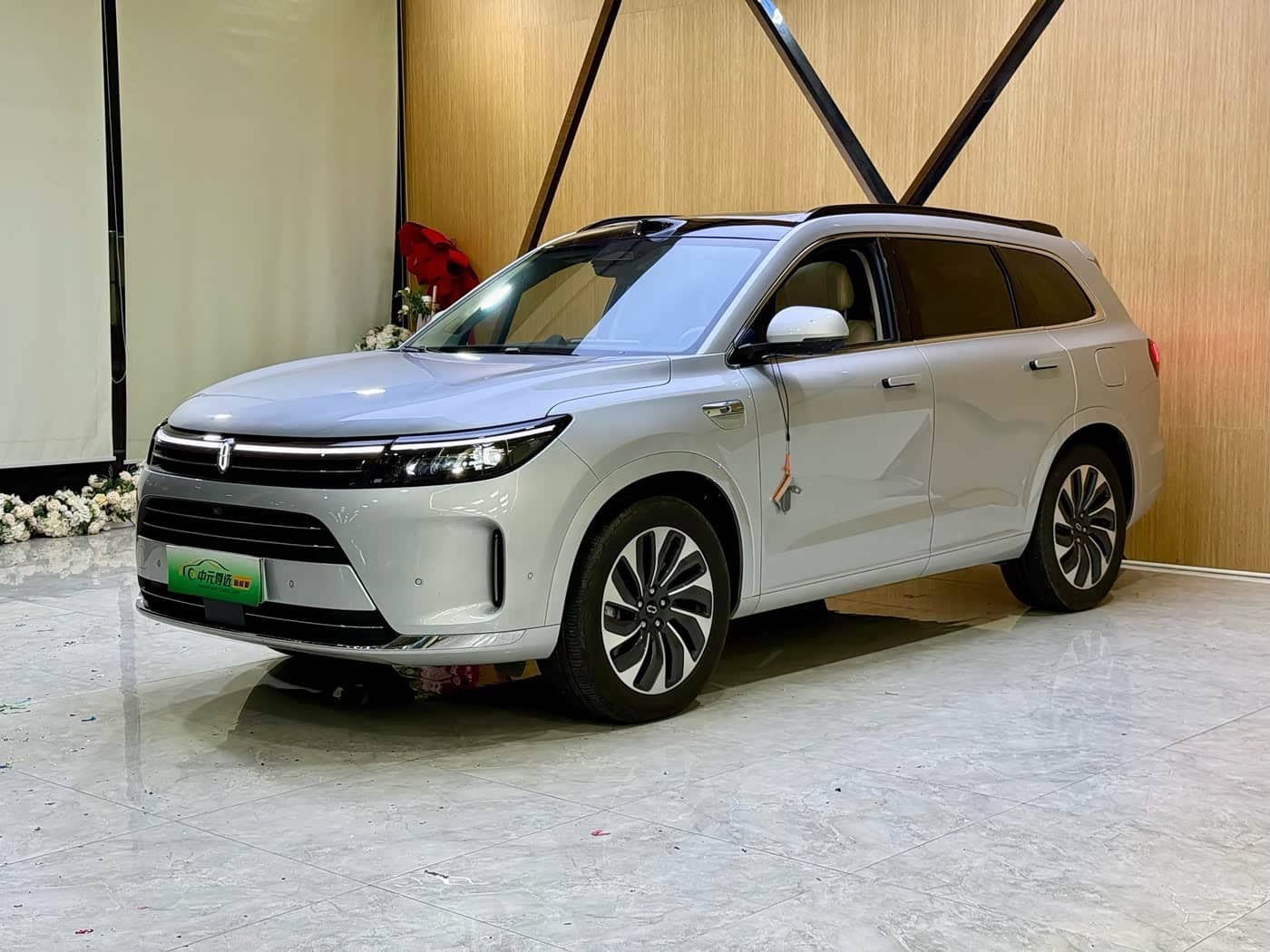 AITO Wenjie AITO M7