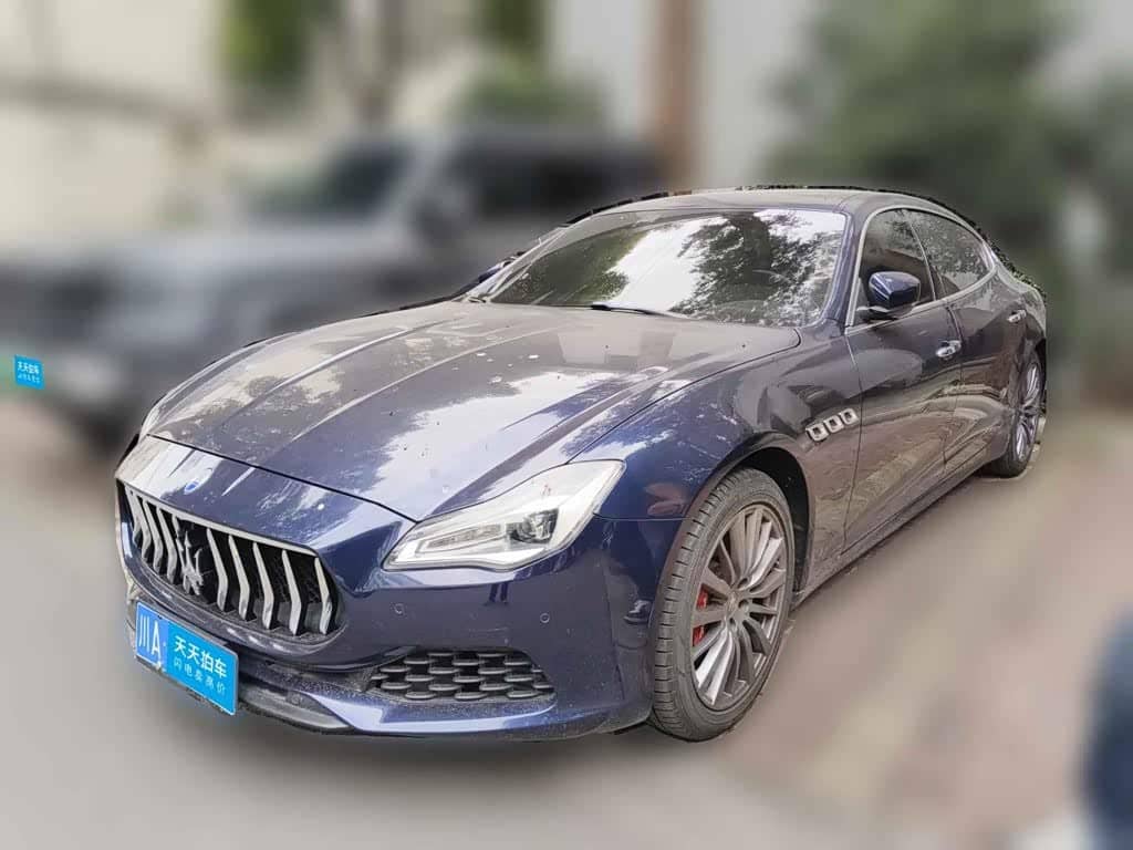 Maserati Quattroporte