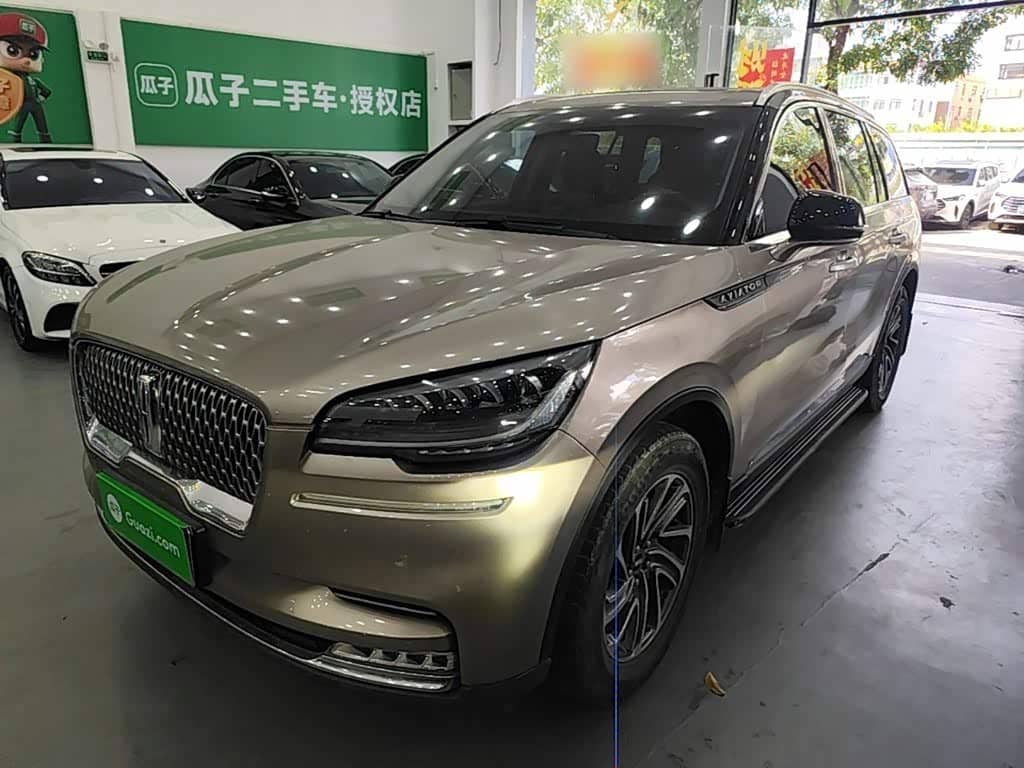 Lincoln Aviator