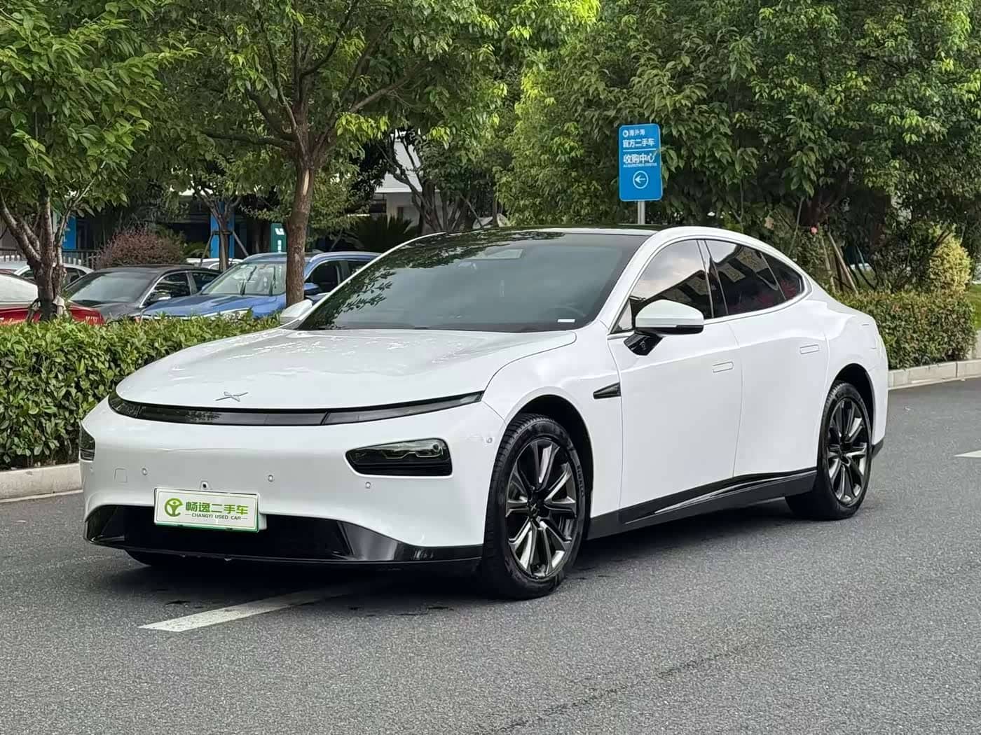 XPeng P7