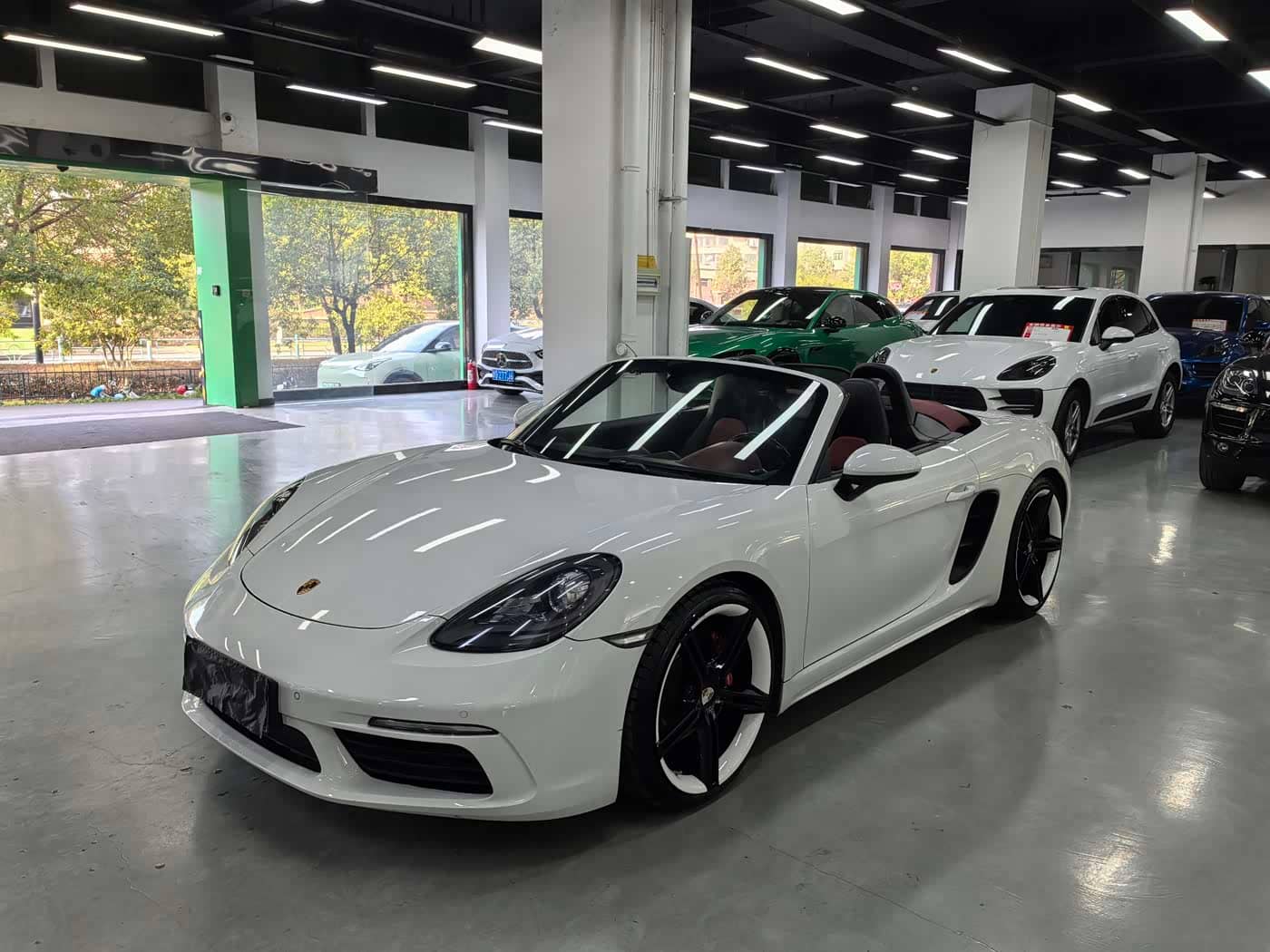 Porsche 718