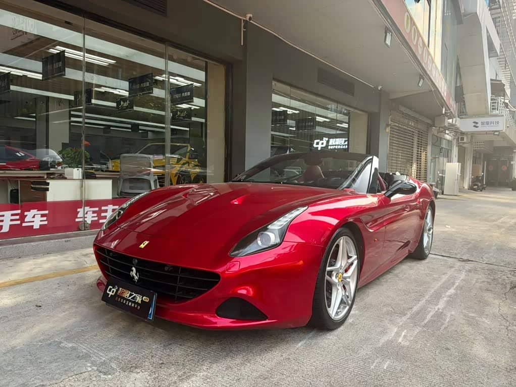 Ferrari California T