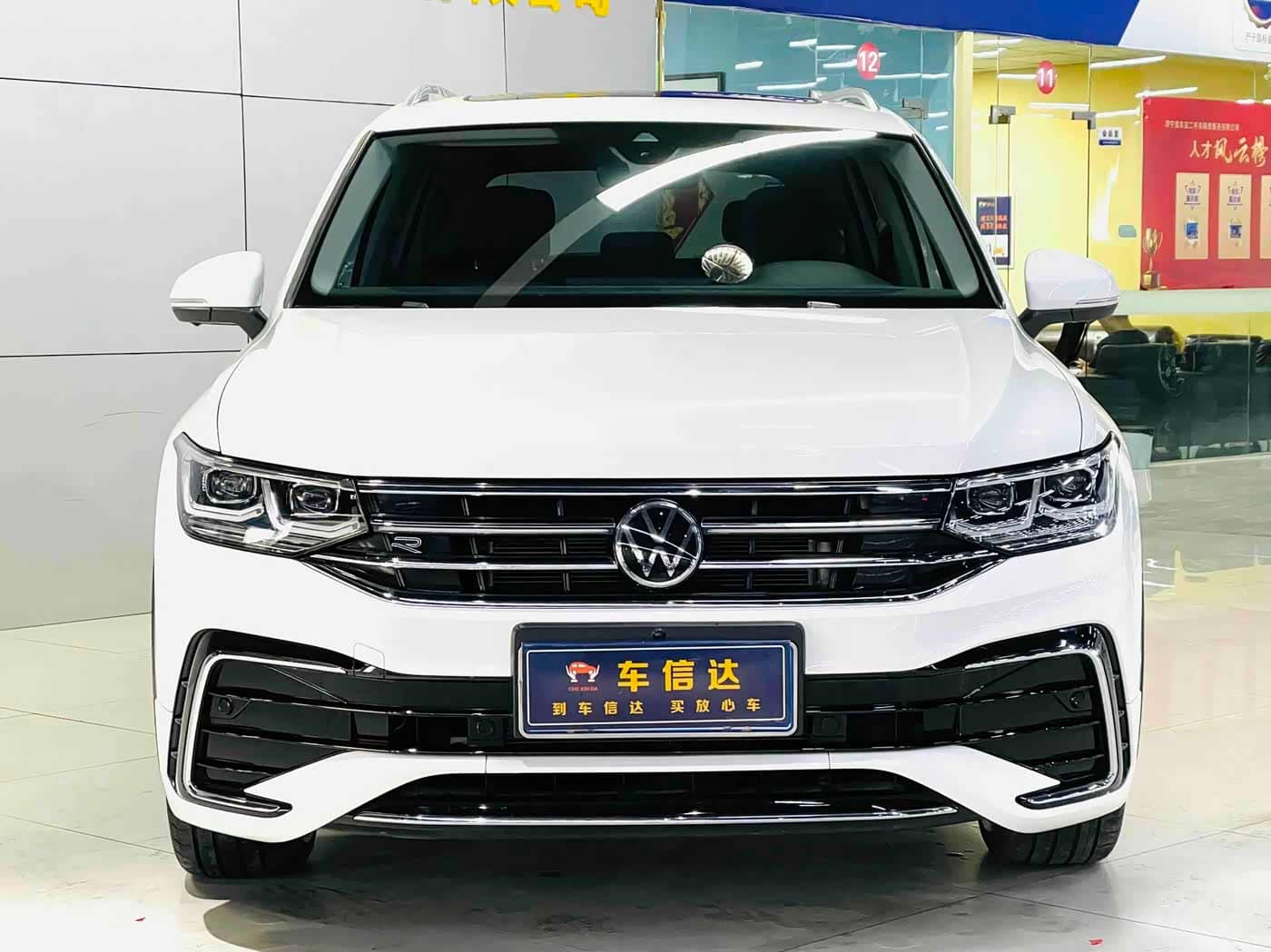 Volkswagen Tiguan L
