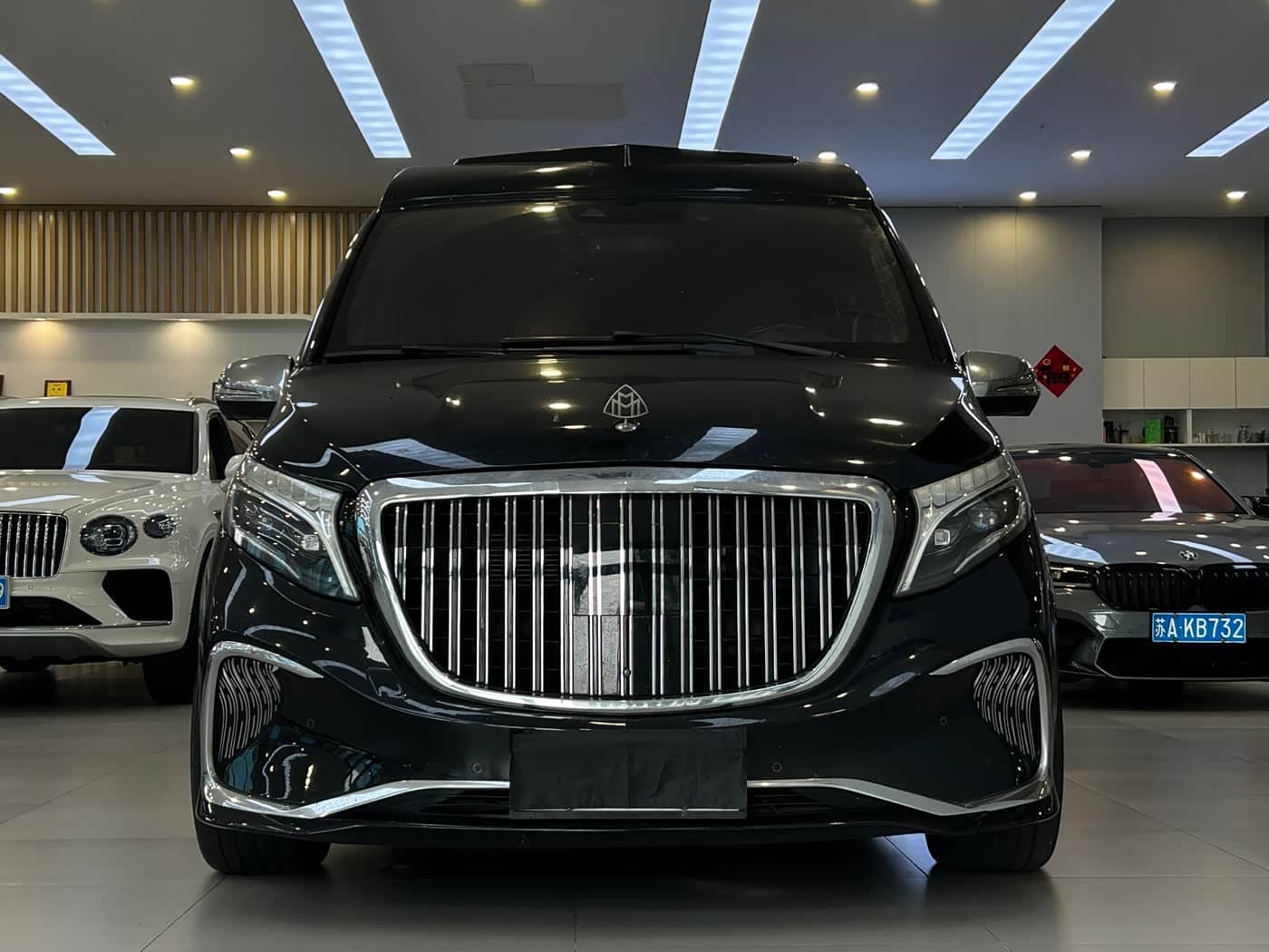 Mercedes-Benz V-Class