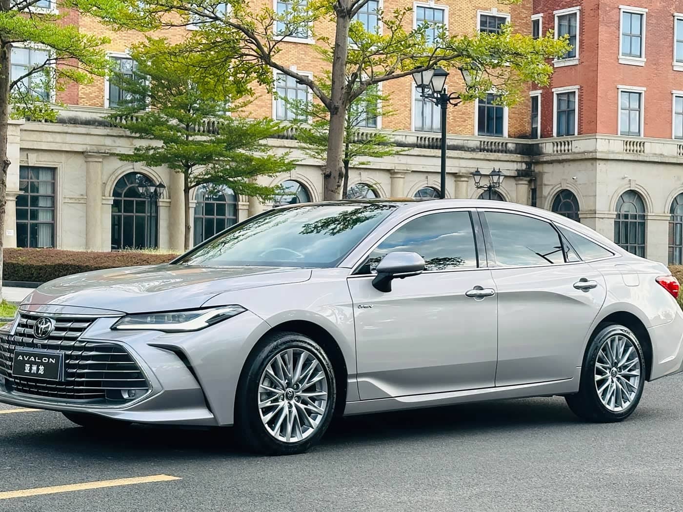 Toyota Avalon