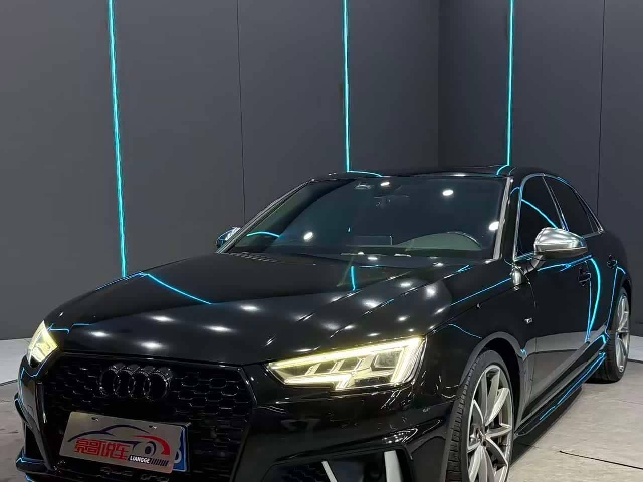 Audi S4
