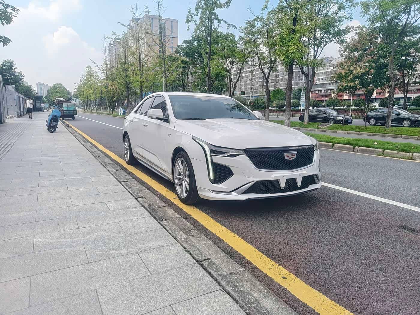 Cadillac CT4