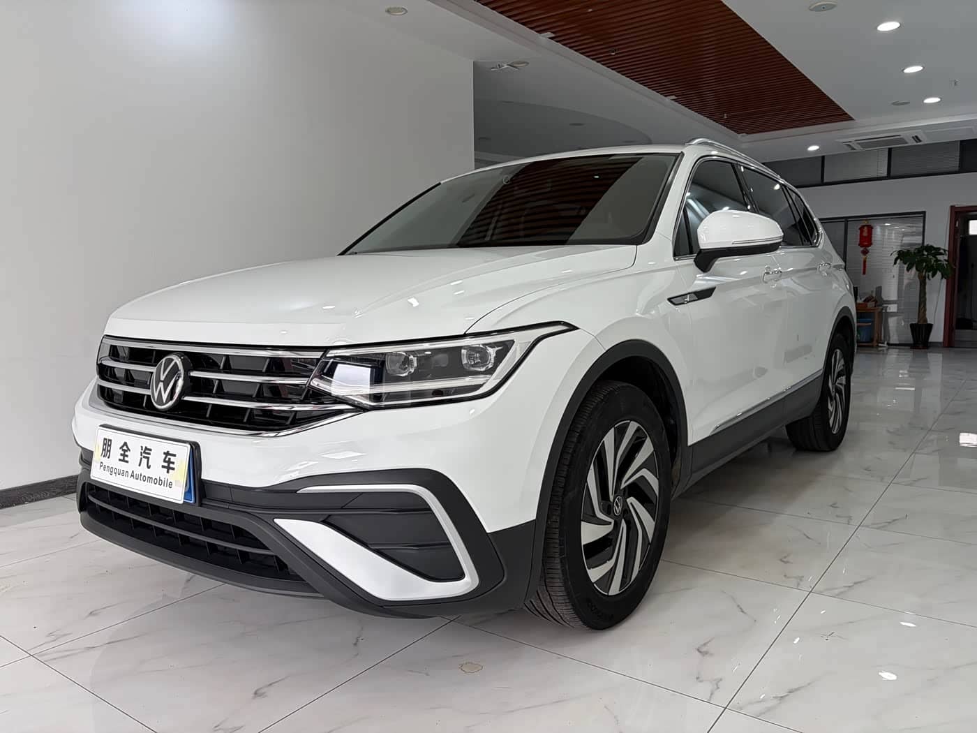 Volkswagen Tiguan L