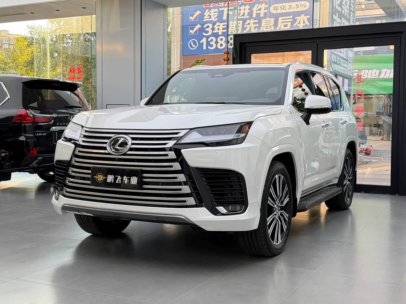 Lexus LX