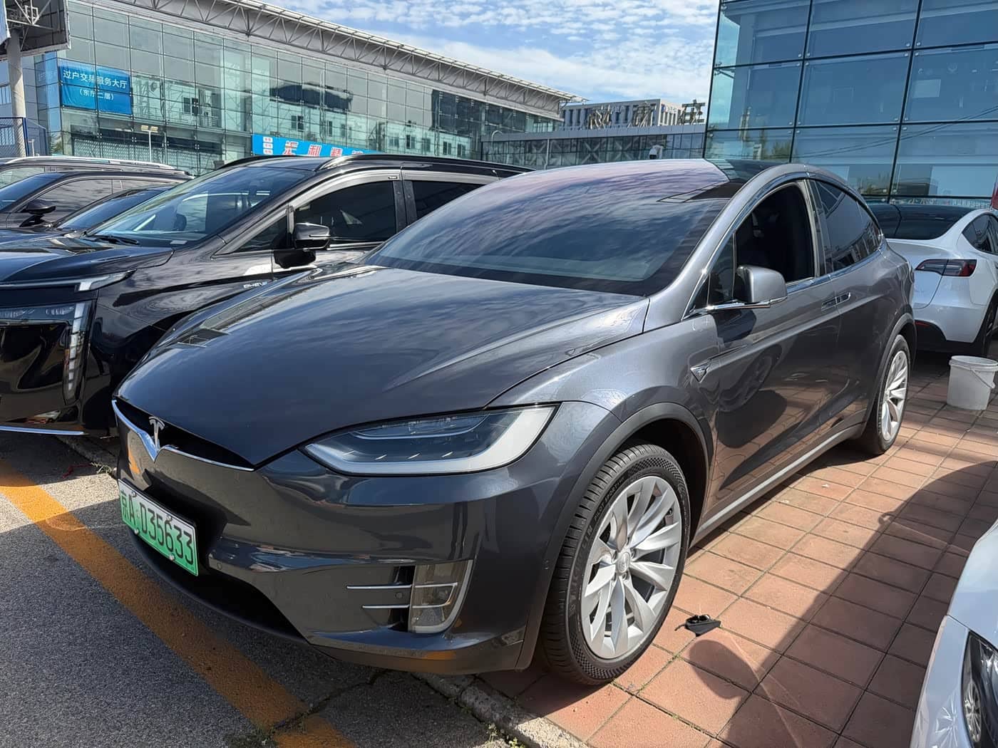 Tesla Model X