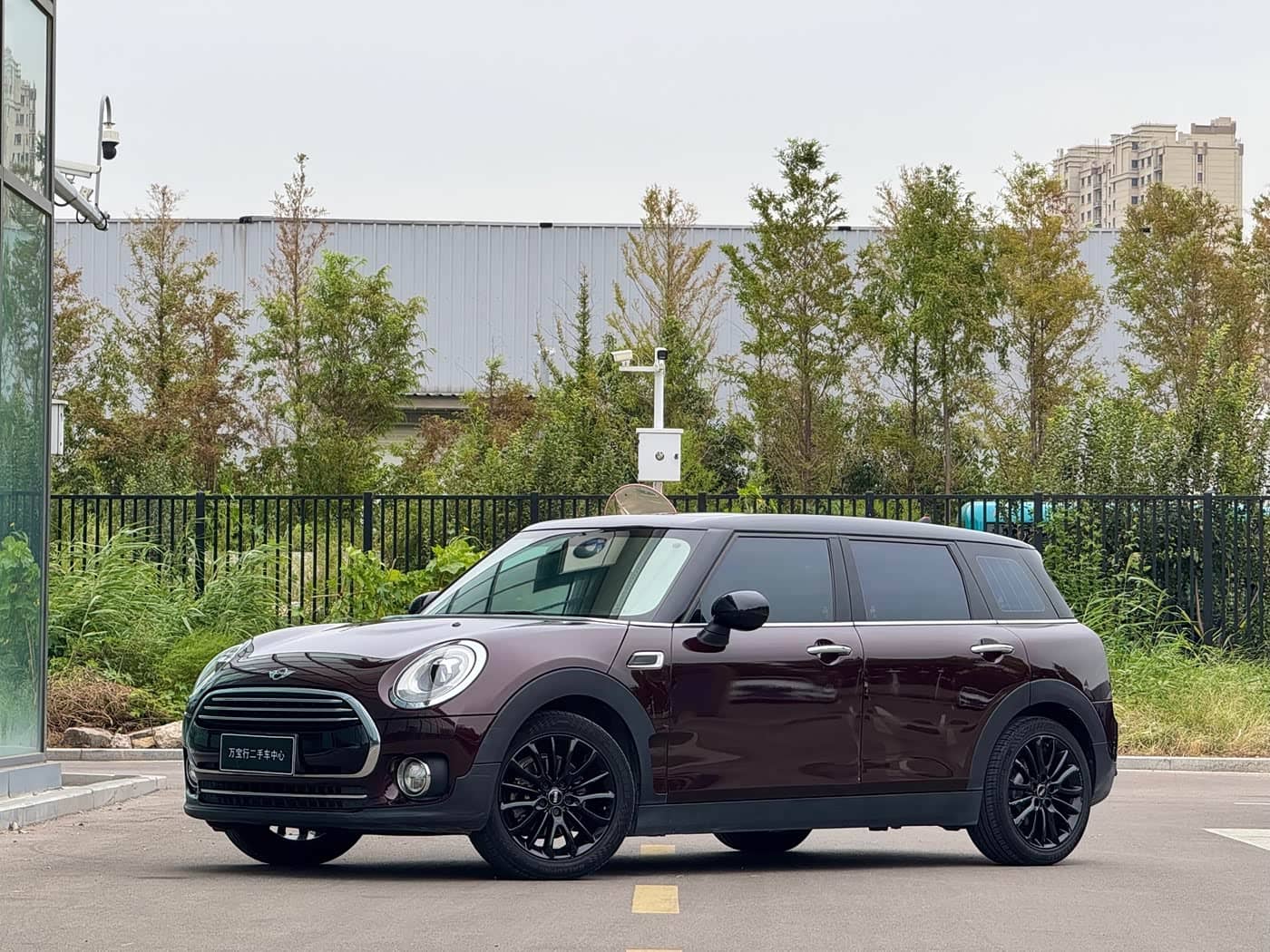 MINI CLUBMAN