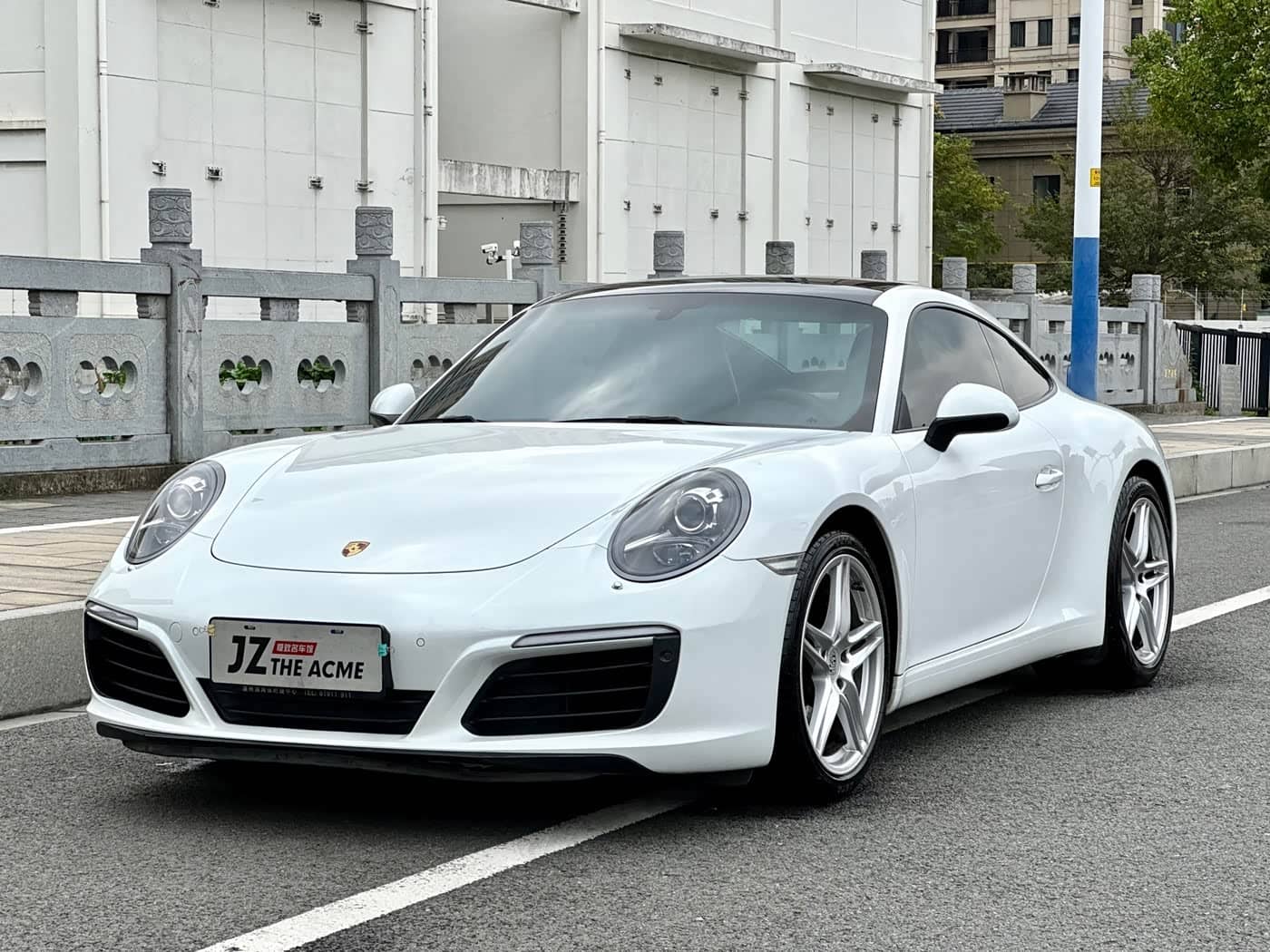 Porsche 911
