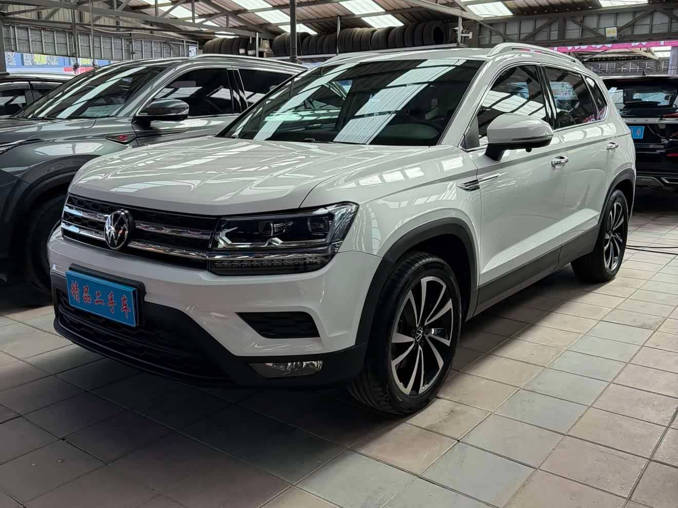 Volkswagen Tharu