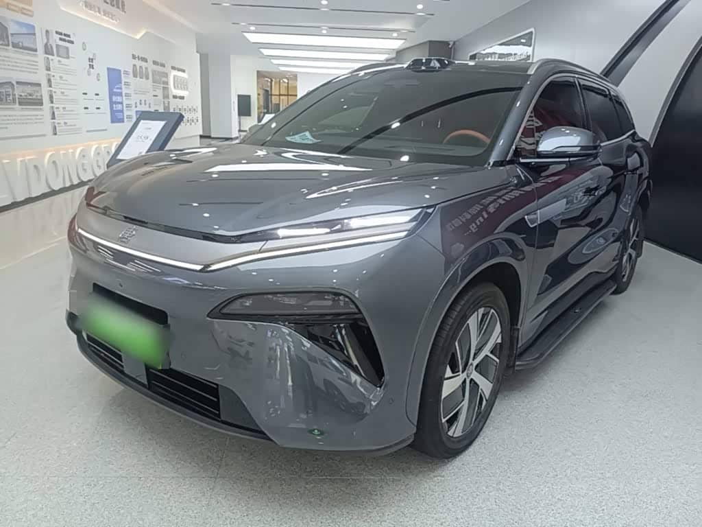 BYD Tang L