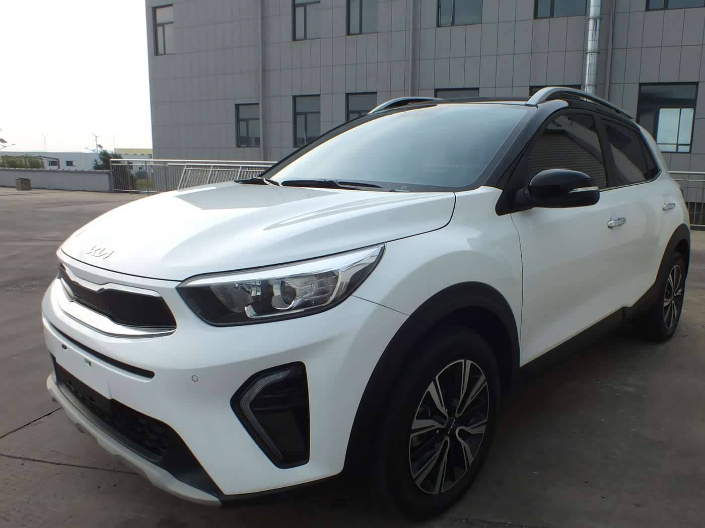 Kia KX1