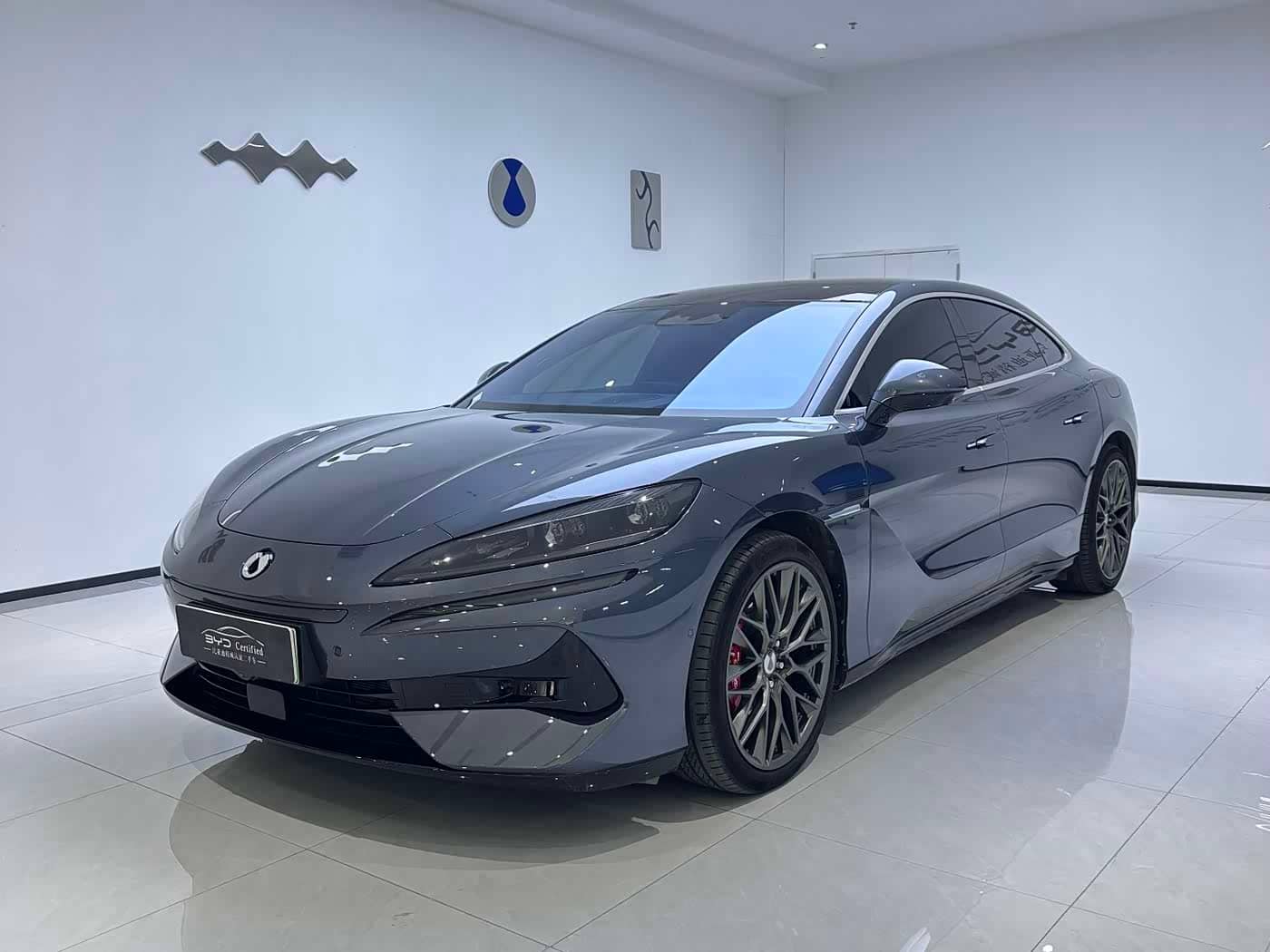 Denza Z9