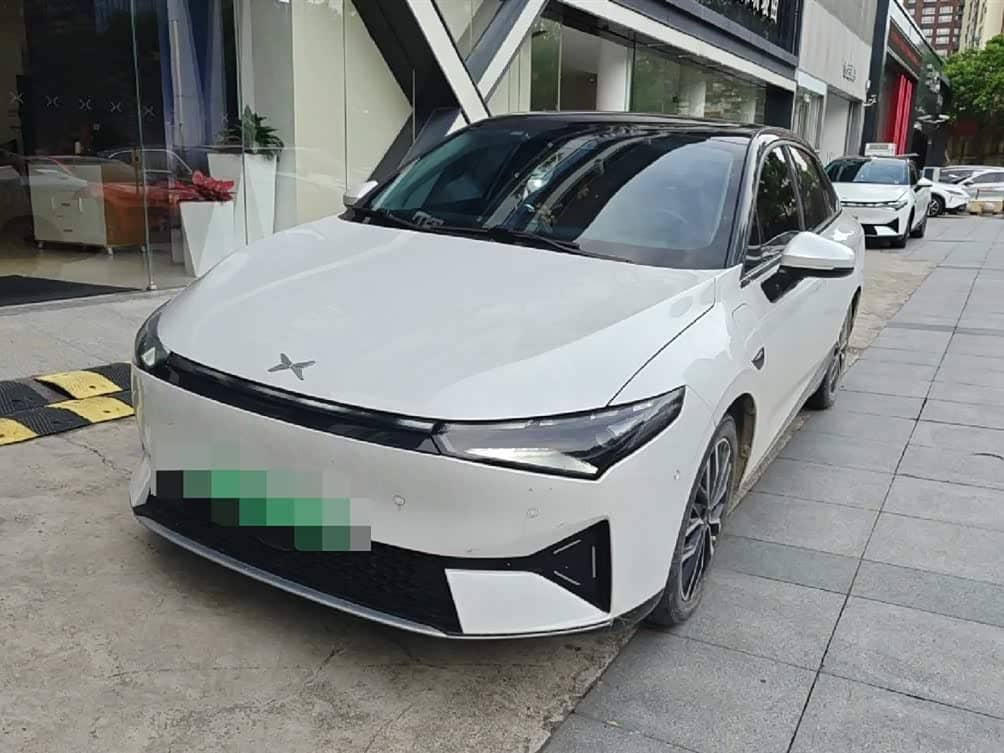 XPeng P5