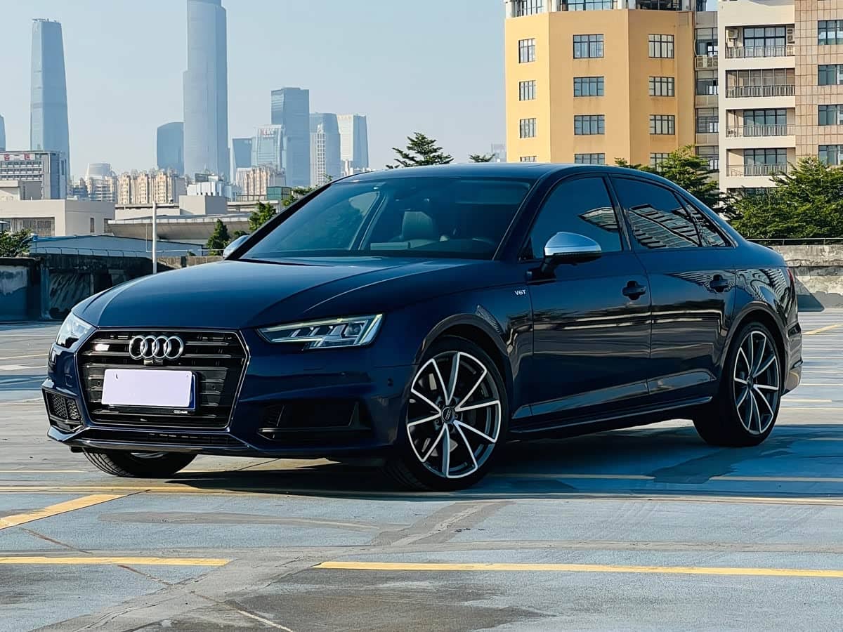 Audi S4