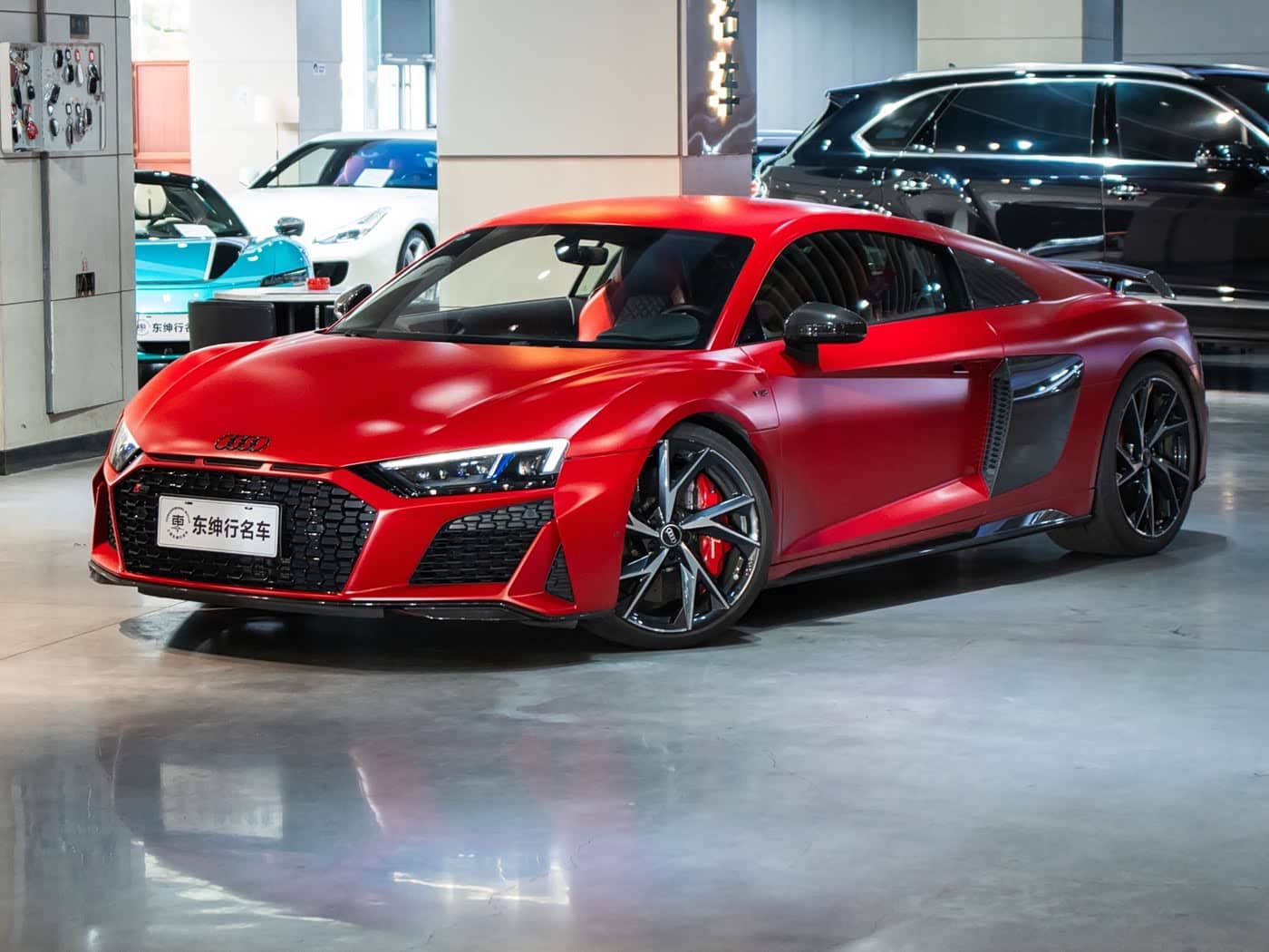 Audi R8