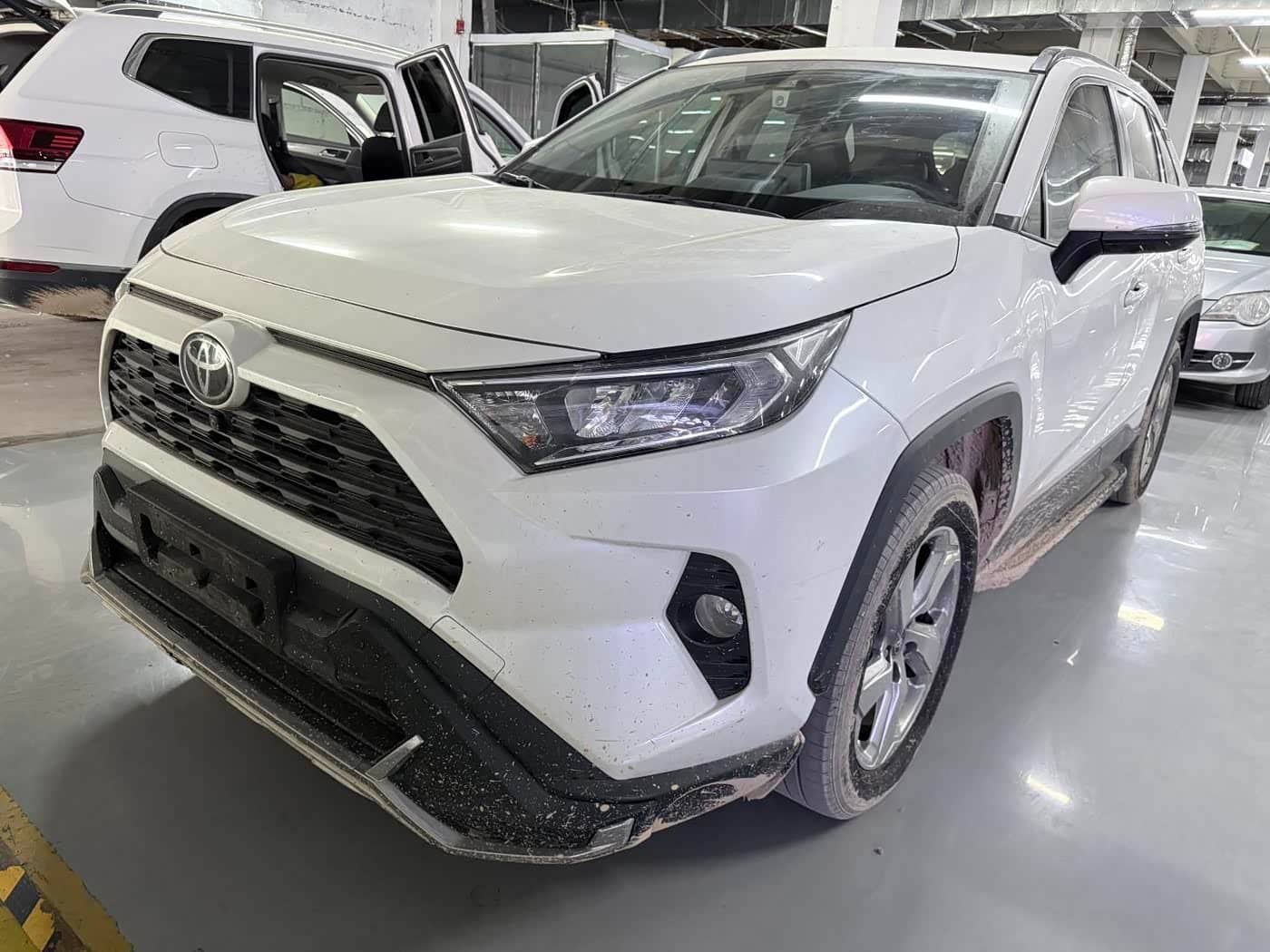 Toyota RAV4 Rongfang