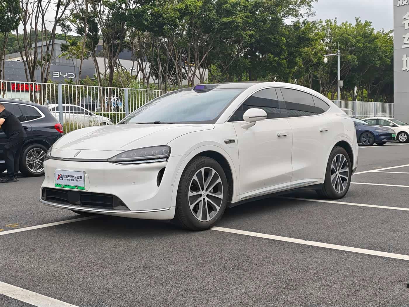 Zhijie Luxeed R7