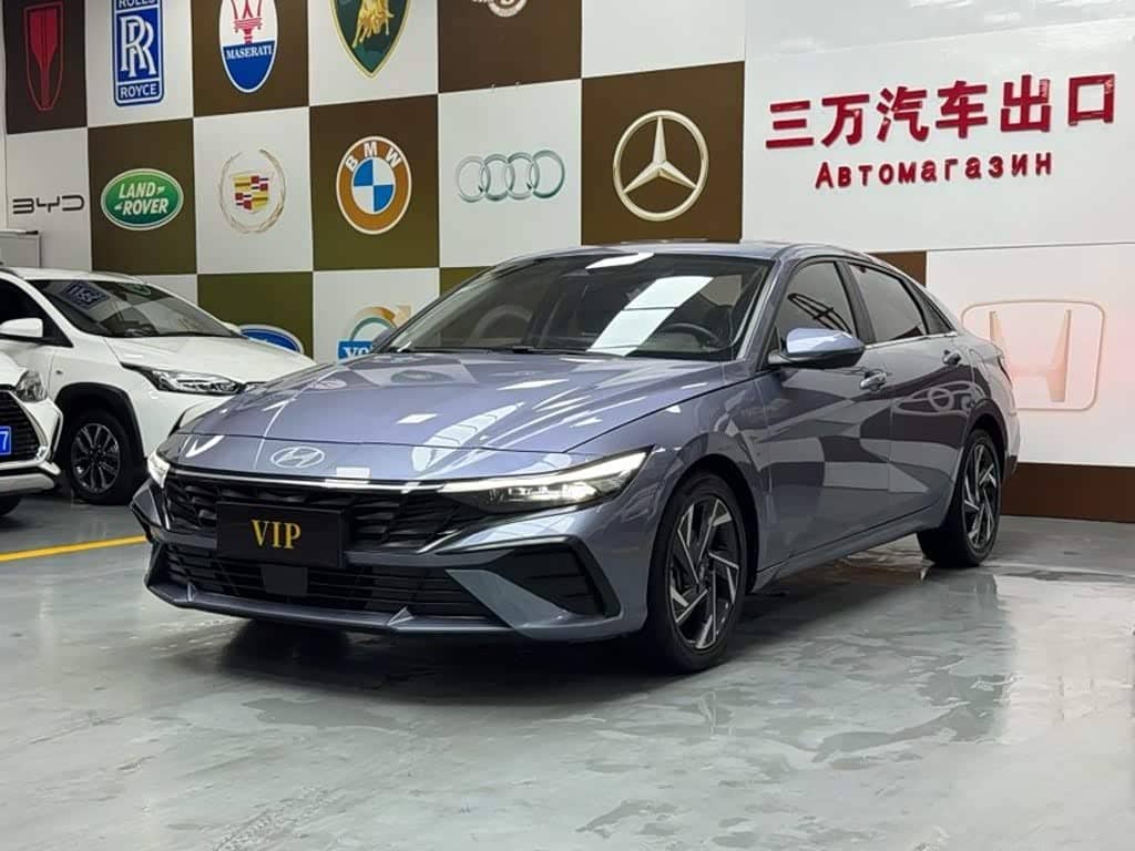 Hyundai Elantra