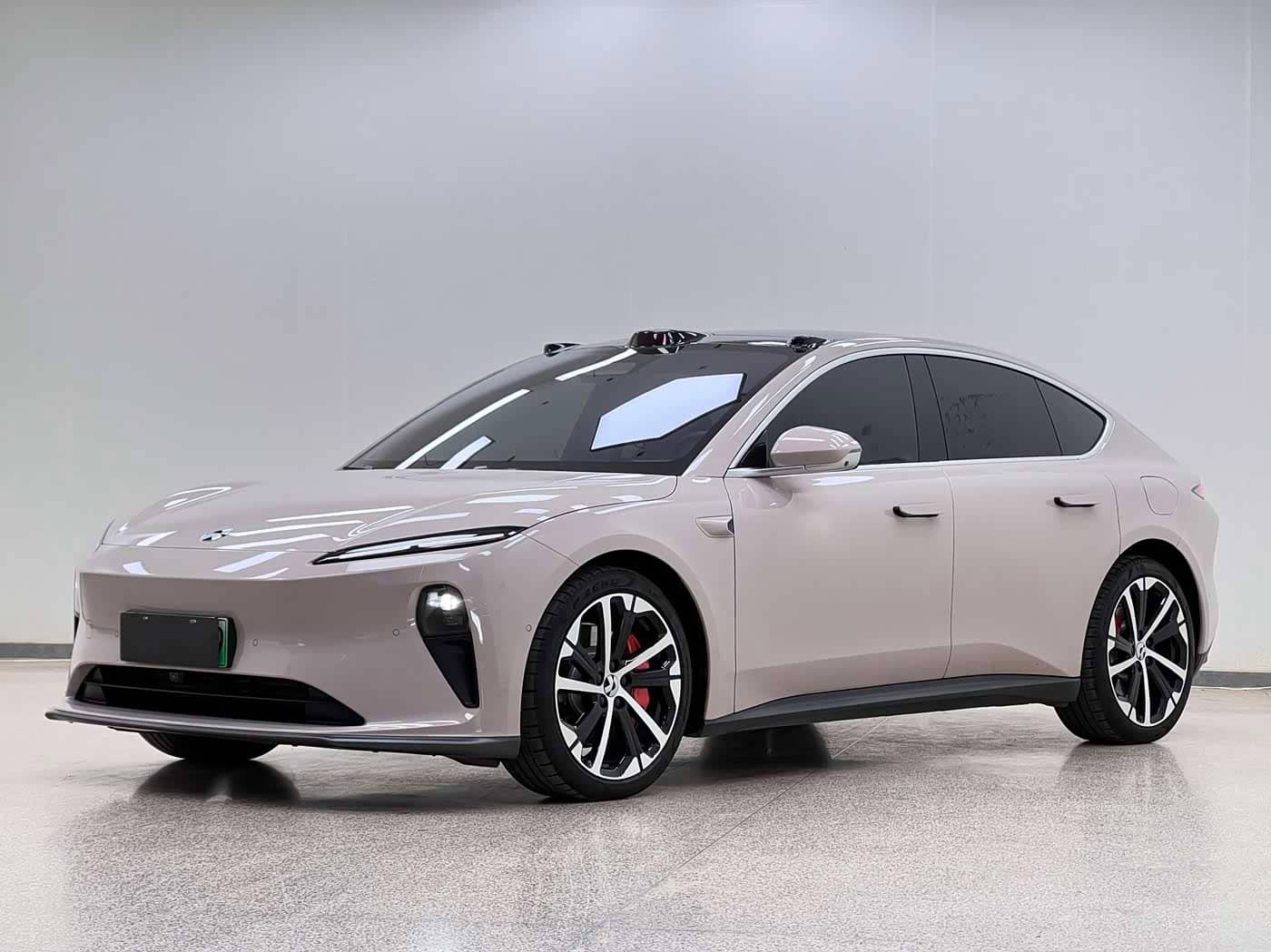 NIO ET5