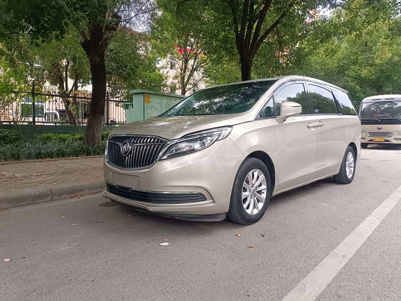 Buick GL8