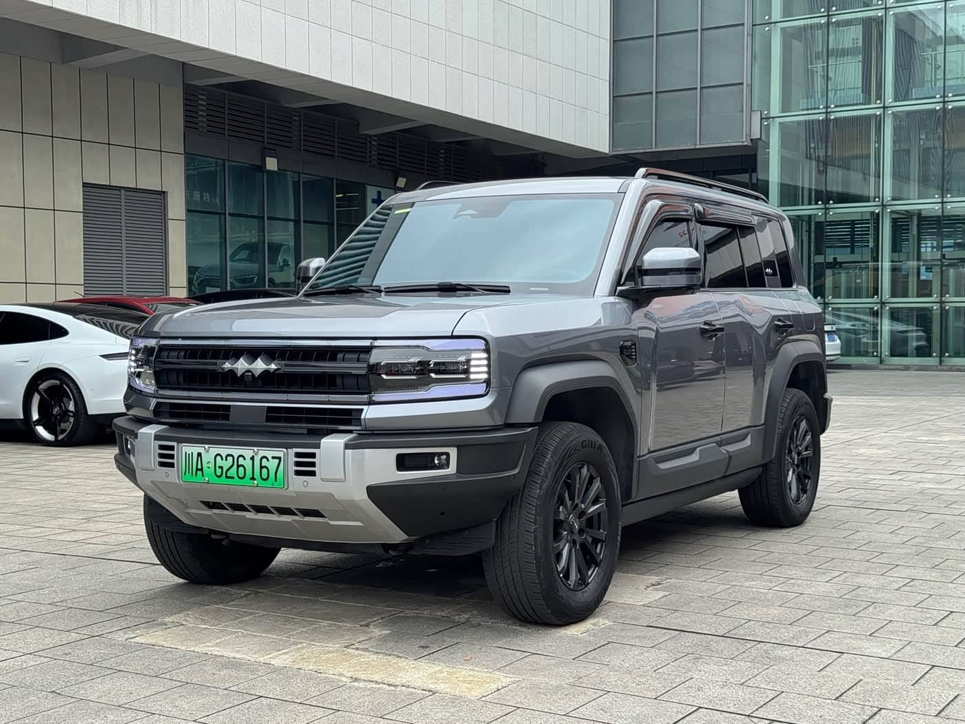 Fang Cheng Bao Leopard 5