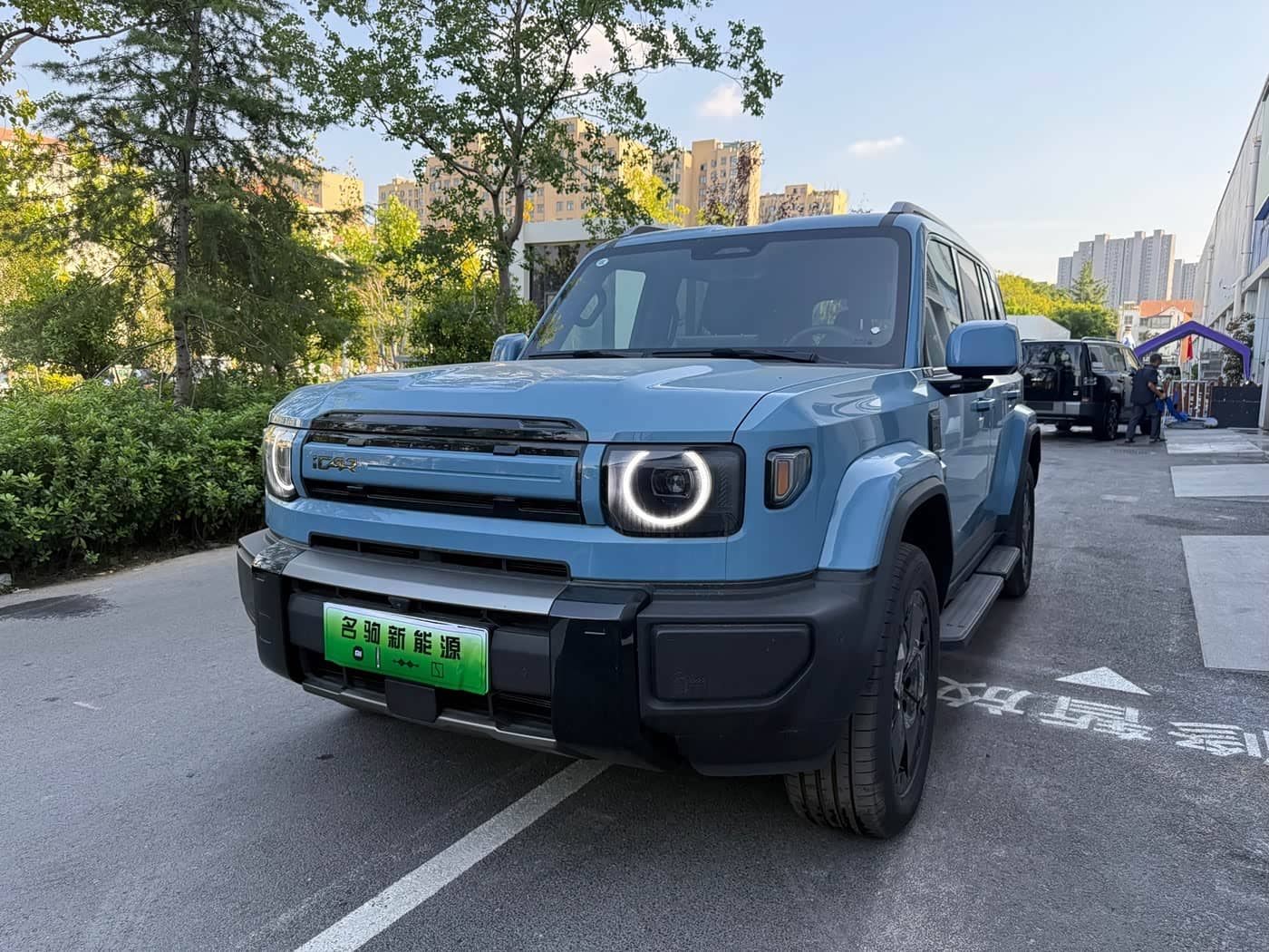 iCAR V27
