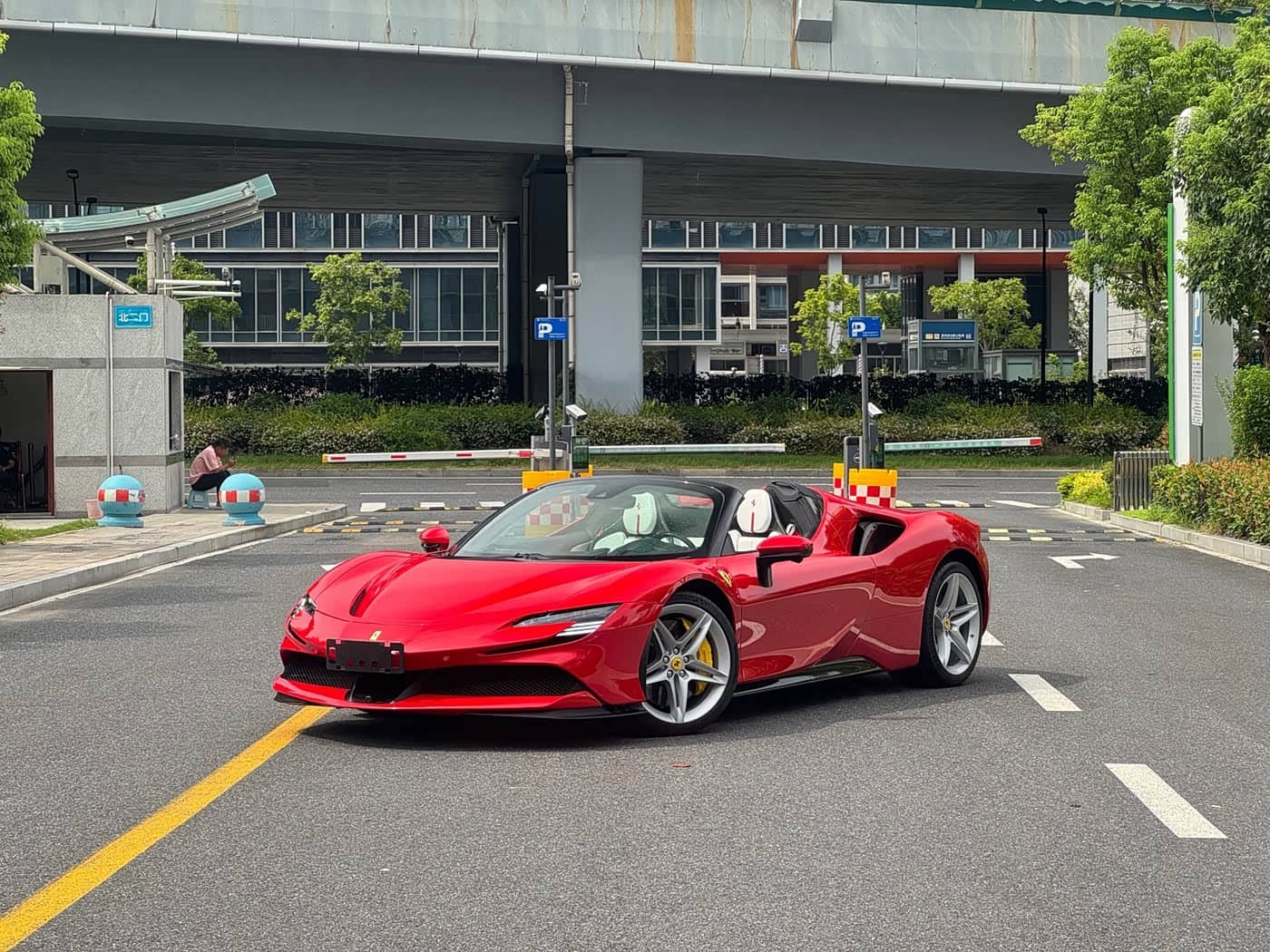 Ferrari SF90