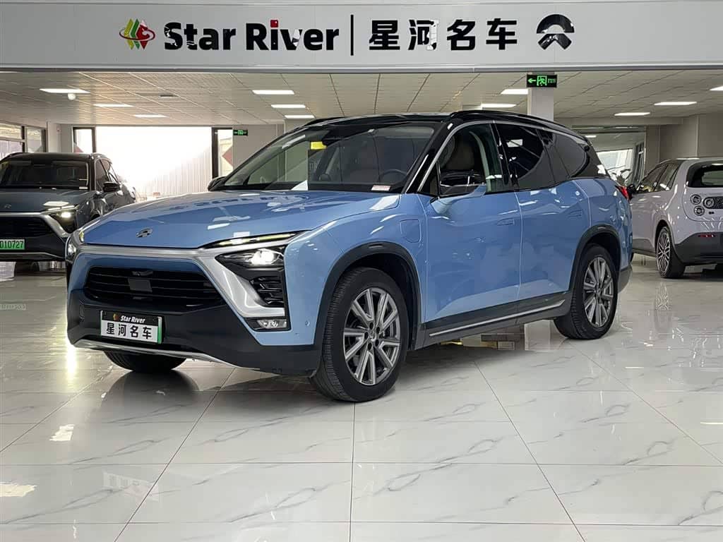 NIO ES8