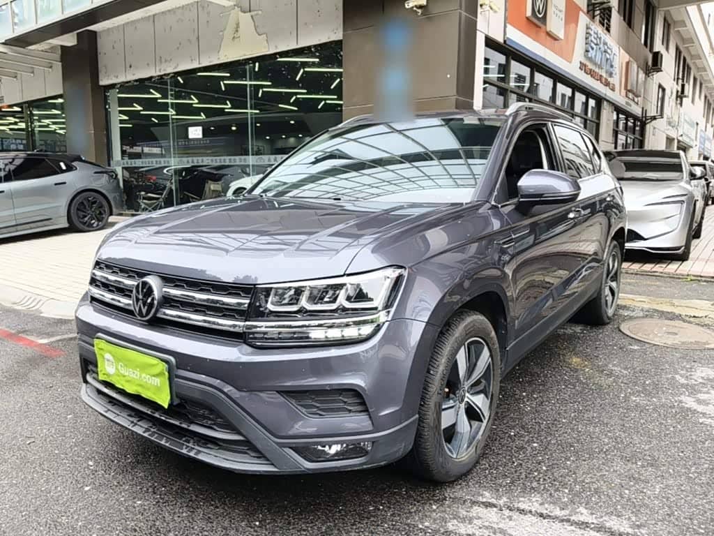 Volkswagen Tharu