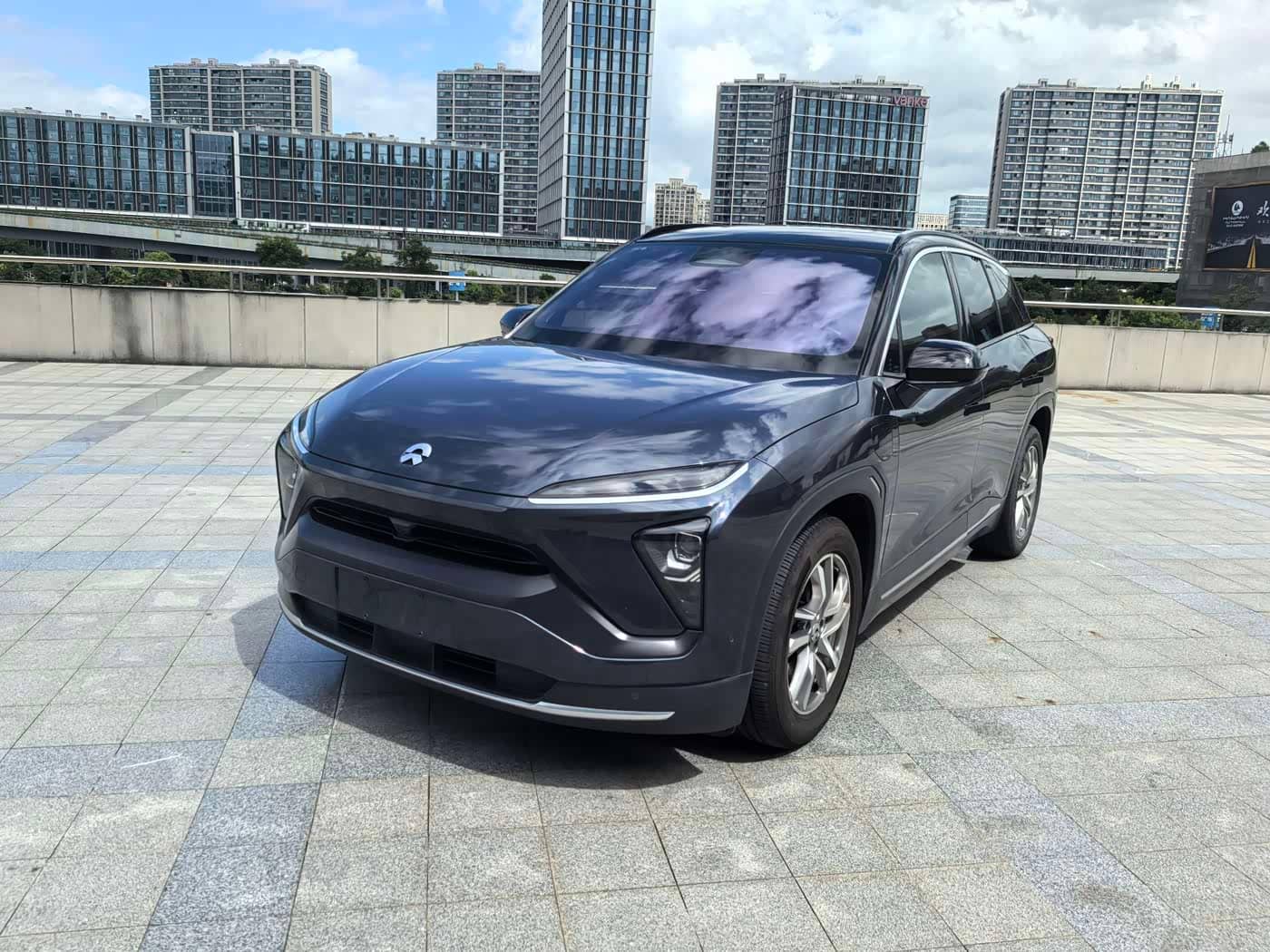 NIO ES6