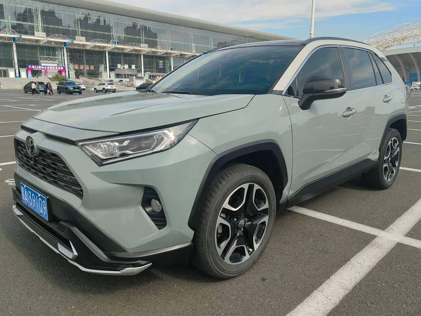 Toyota RAV4 Rongfang
