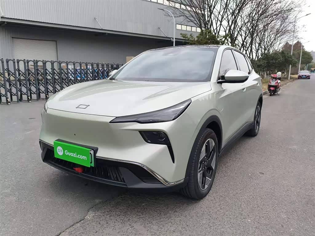 Besturn Yueyi 03