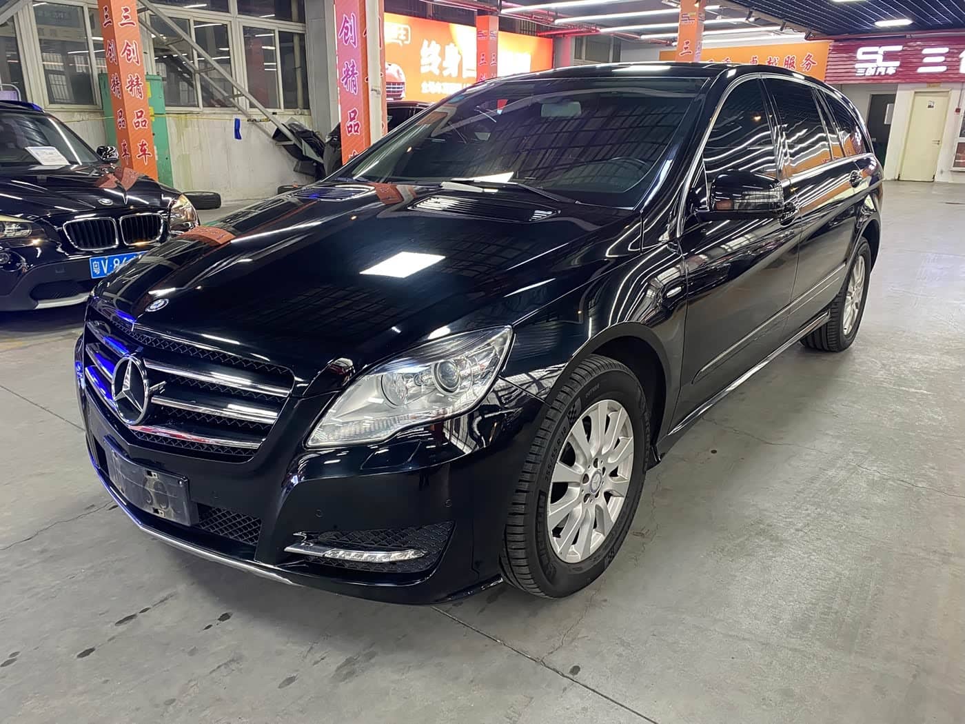 Mercedes-Benz R-Class