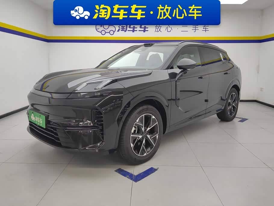 Lynk & Co 08 EM-P