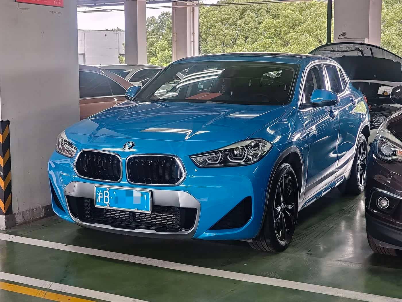BMW X2