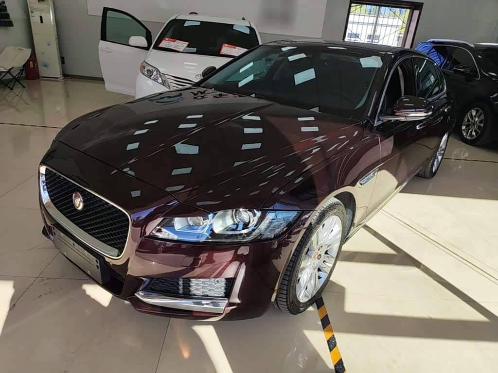 Jaguar XFL