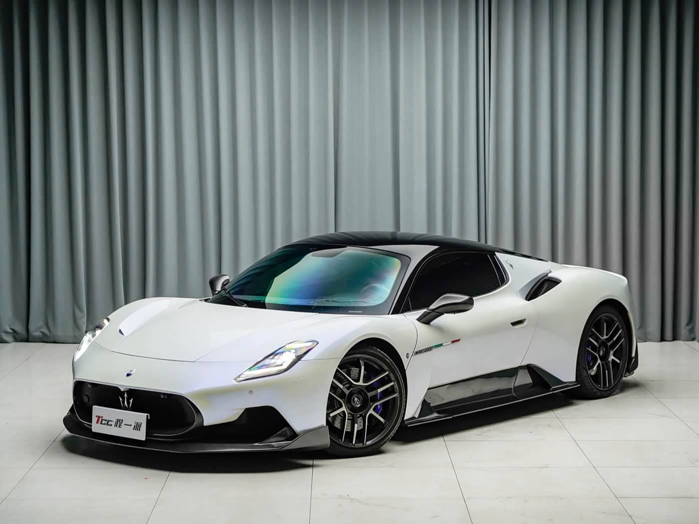 Maserati MC20