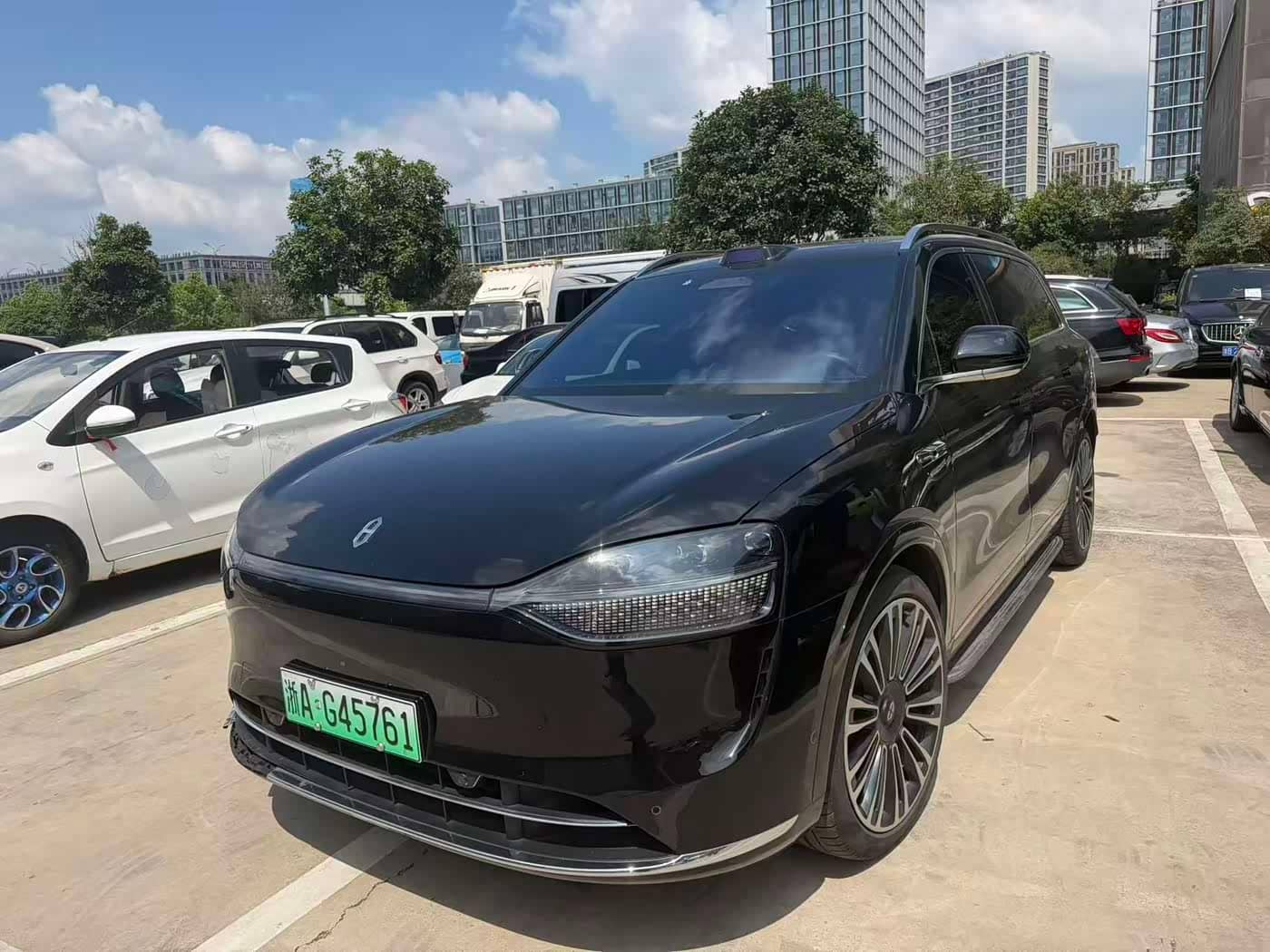 AITO Wenjie AITO M9