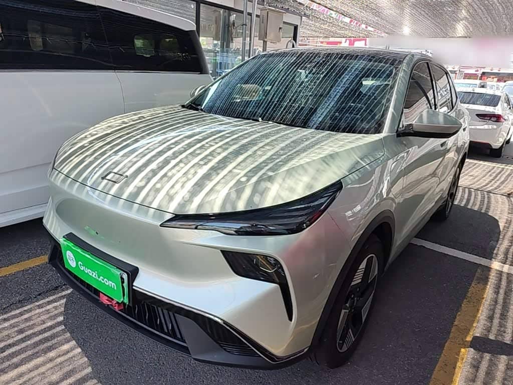 Besturn Yueyi 03